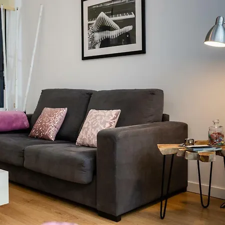 Apartamento Comedias Apartment *